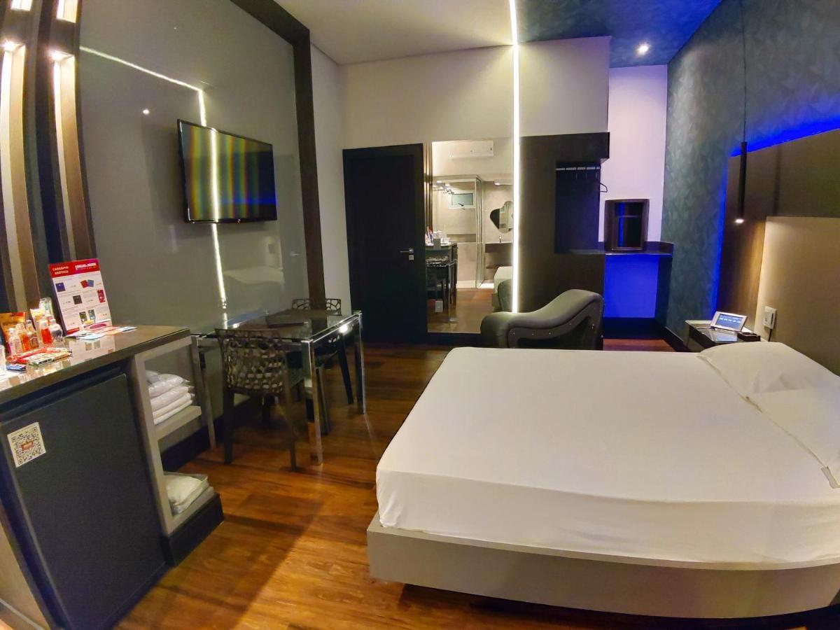 Motel Dallas Belo Horizonte Bagian luar foto